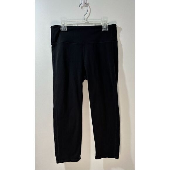 Athleta women’s black capri leggings size Medium. #32-0819 - Picture 1 of 6